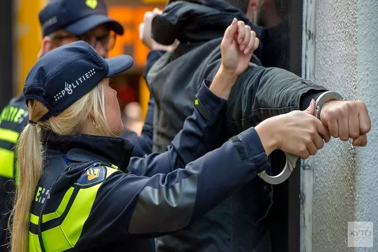 Man (19) aangehouden voor woningoverval Stavangerstraat