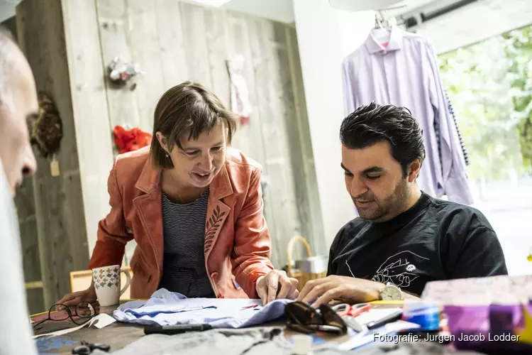 Oppimp Atelier geeft Haagse garderobes een tweede leven