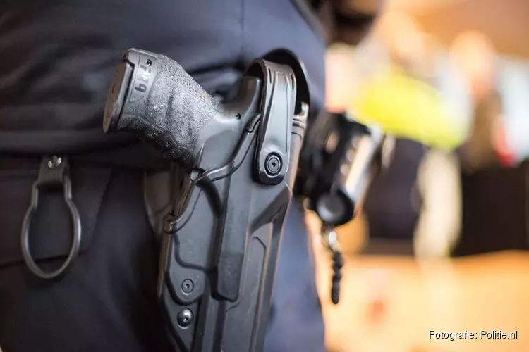 Politie lost twee waarschuwingsschoten in Leidschendam
