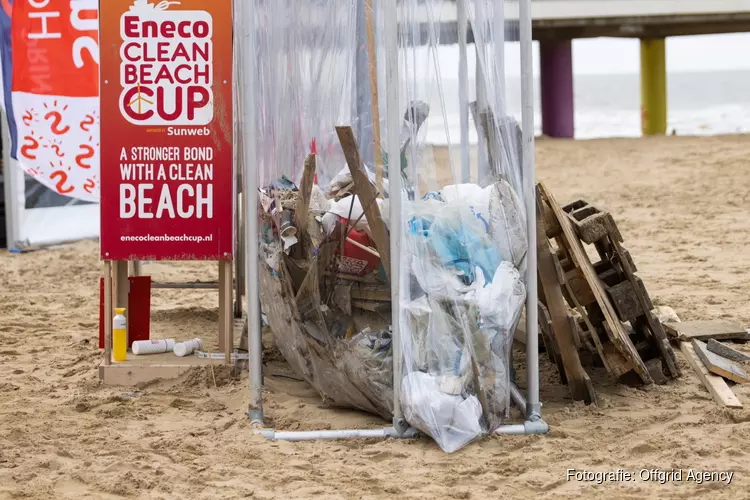 De 14e editie van de Eneco Clean Beach Cup in Scheveningen 2023: 3500 vrijwilligers ruimen 5.500 kg afval langs kustlijn van NL & BE