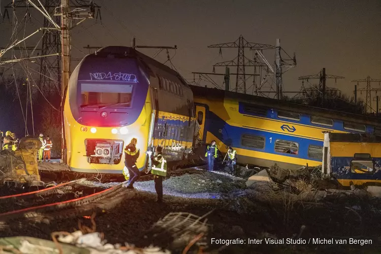 Trein ontspoord bij Voorschoten, meerdere gewonden