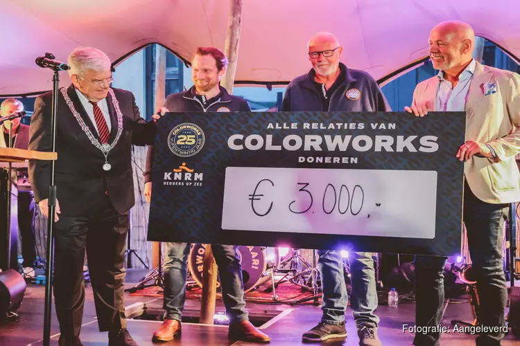 Burgemeester Van Zanen:  ’Colorworks, 25 jaar een betrokken Haagse onderneming’