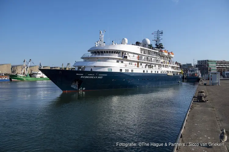 Luxe cruiseschip komt voor tweede keer aan in Den Haag
