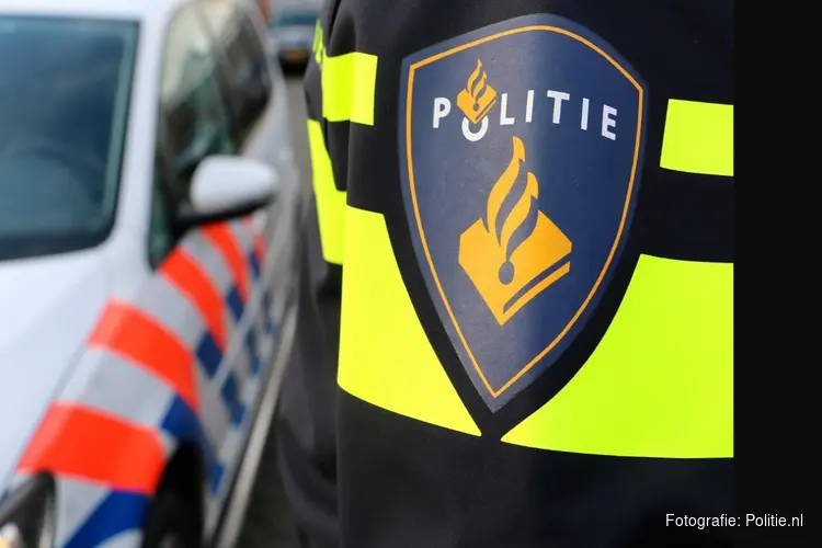 Gebruik wapenstok na demonstratie in stationshal Den Haag