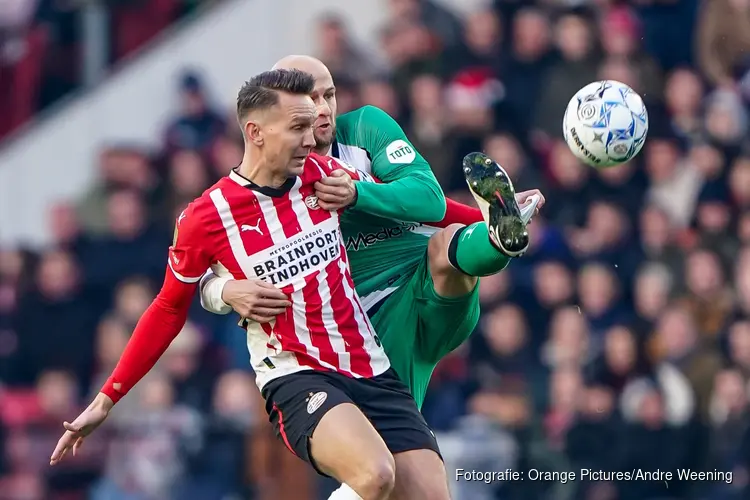 PSV maatje te groot voor Feyenoord